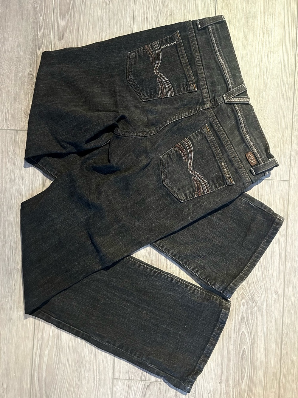 Vintage Lois Jeans Mid Rise Bootcut Black Jeans with Back Pocket Detail